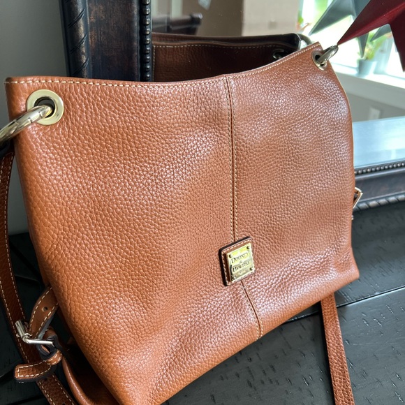 Dooney crossbody purse in a camel color - Picture 4 of 13